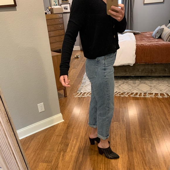 Abercrombie and Fitch cropped cardigan - Picture 2 of 5